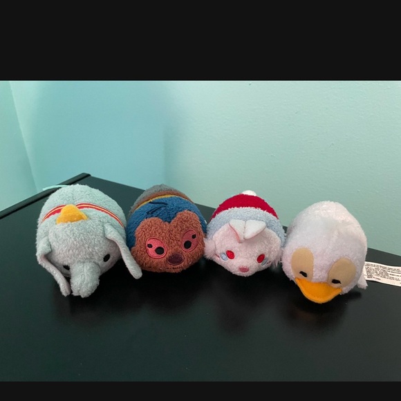 Tsum Tsums lot and carry case - Picture 6 of 9